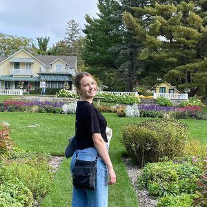 Meet your Posher, Katrina